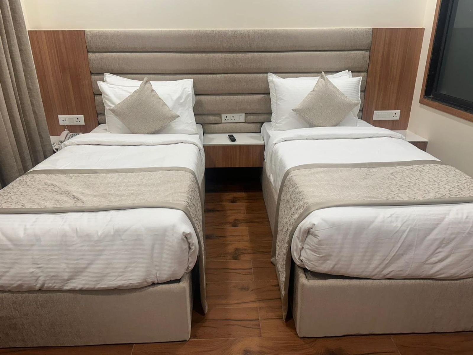 Cilantro Comfort Jaipur Eksteriør billede